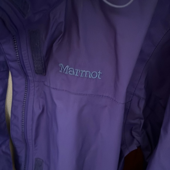 Marmot Rain Jacket in great condition - Picture 2 of 6